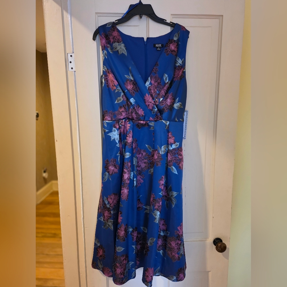 (NWT) Blue Floral Dress